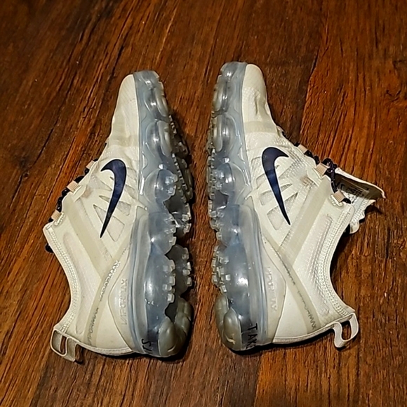 VGC Women's Vapormax Sz 9.5, Personalized - Picture 5 of 9